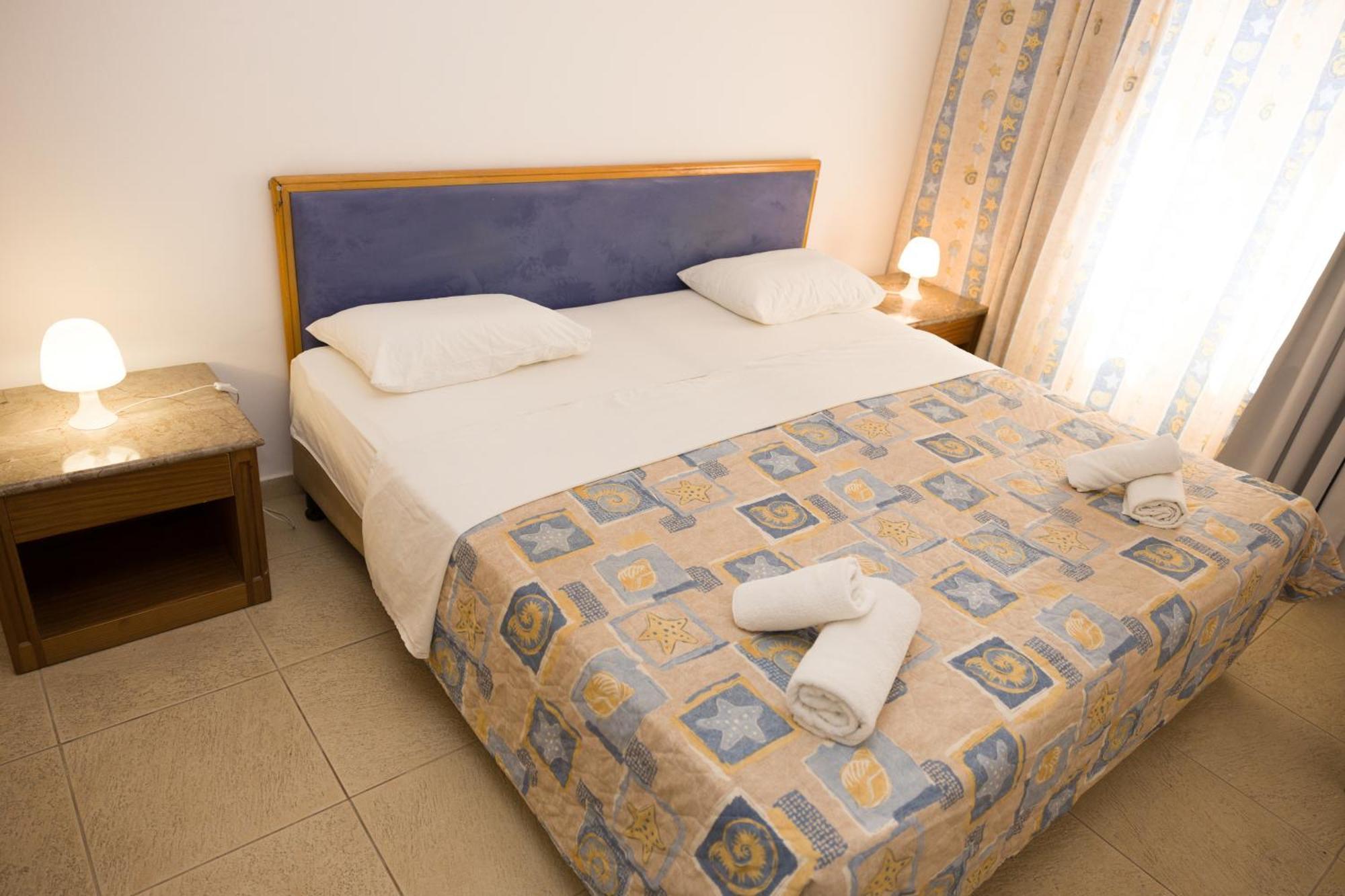Alecos Hotel Apartments Paphos Exterior foto